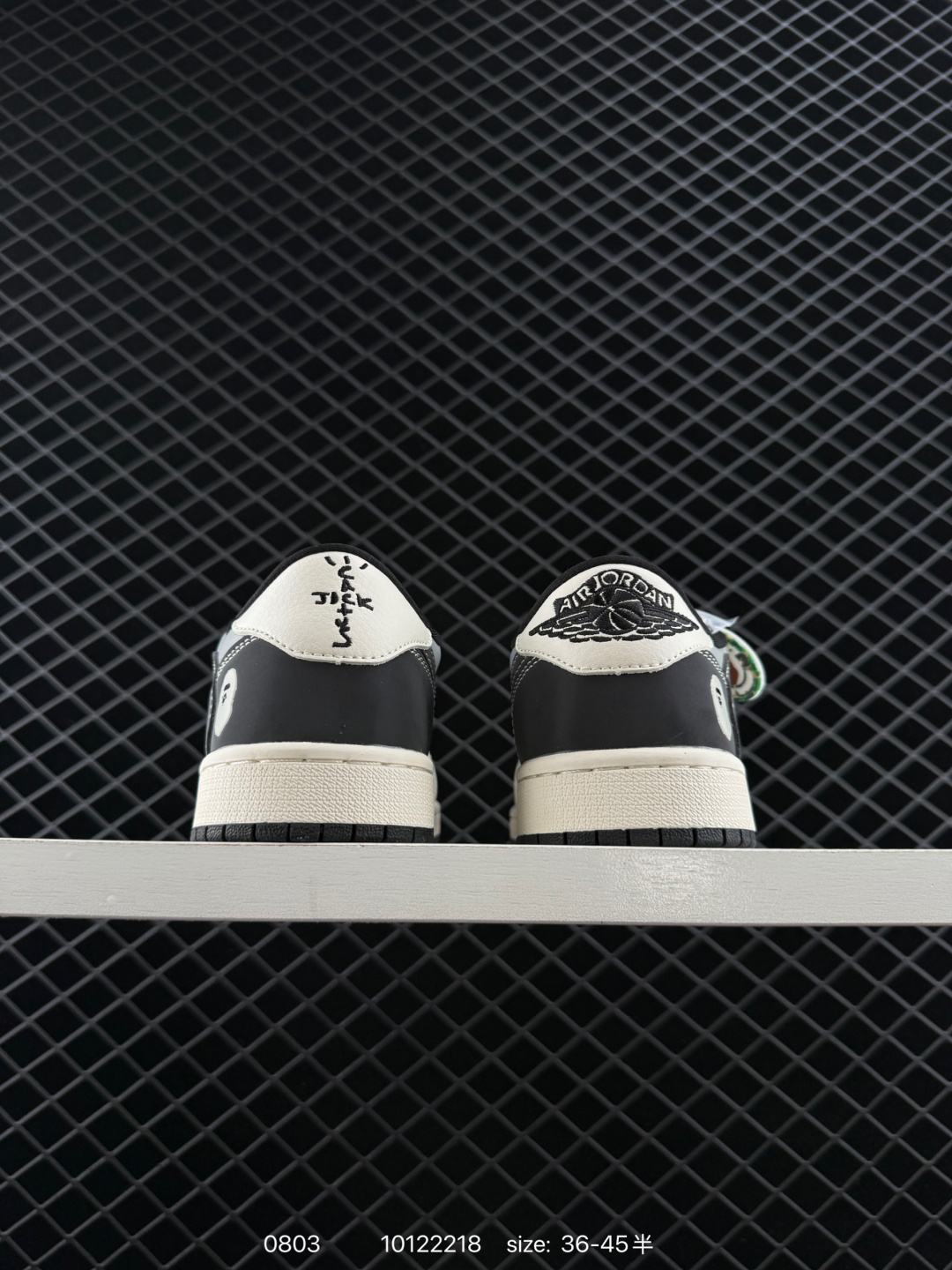 Travis Scott x Air Jordan 1 ” Reverse Mocha “